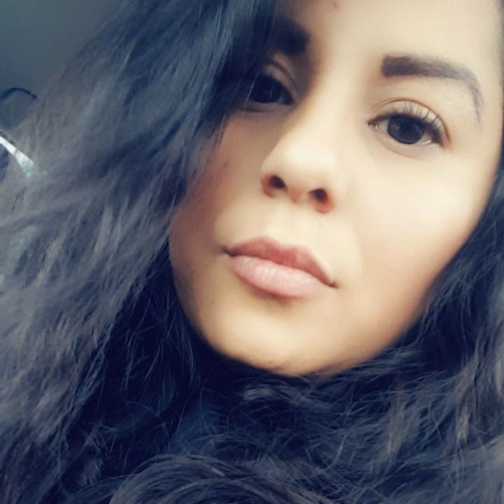 Meet your Posher, Mayra